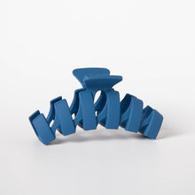 Load image into Gallery viewer, Wavy Matte Clip