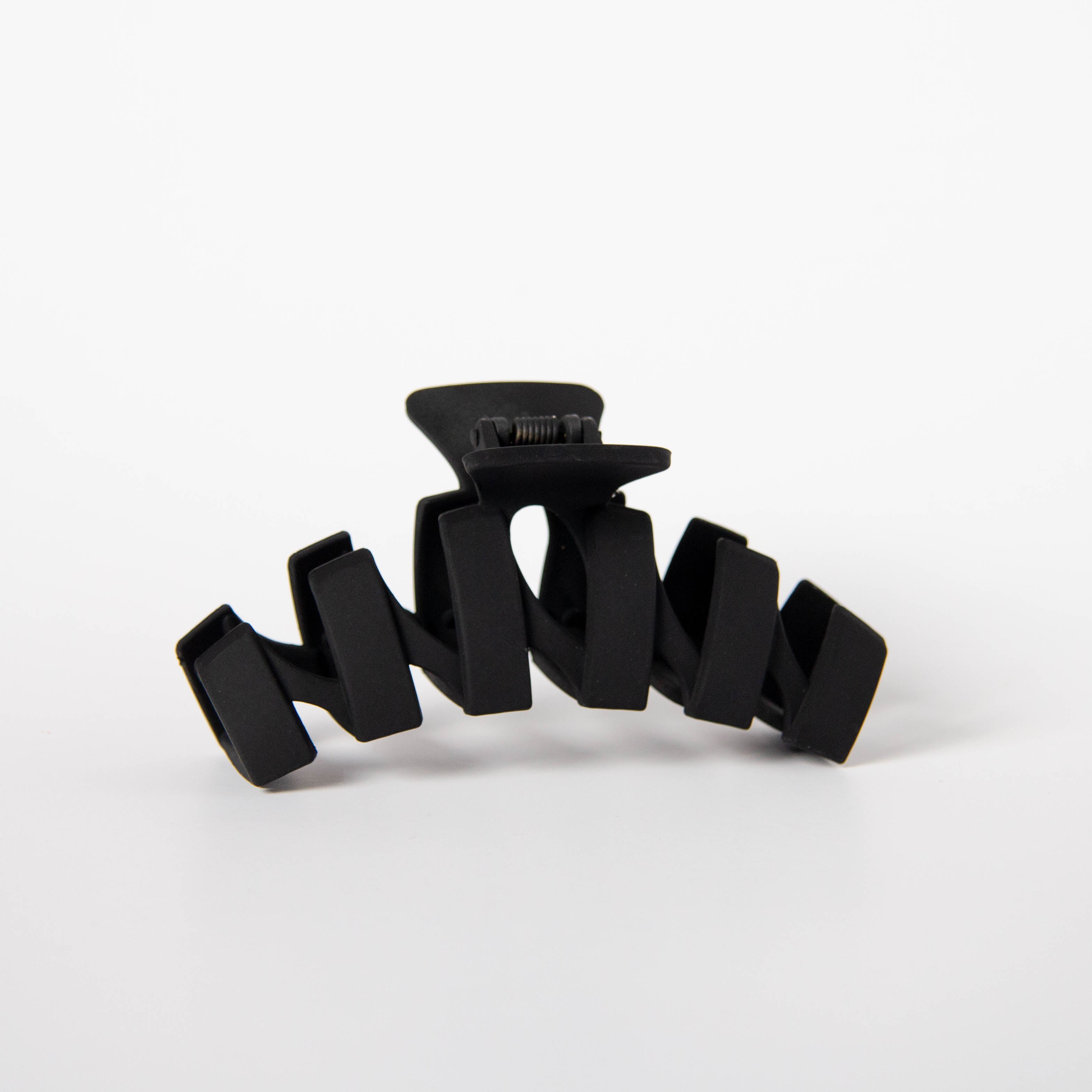 Wavy Matte Clip